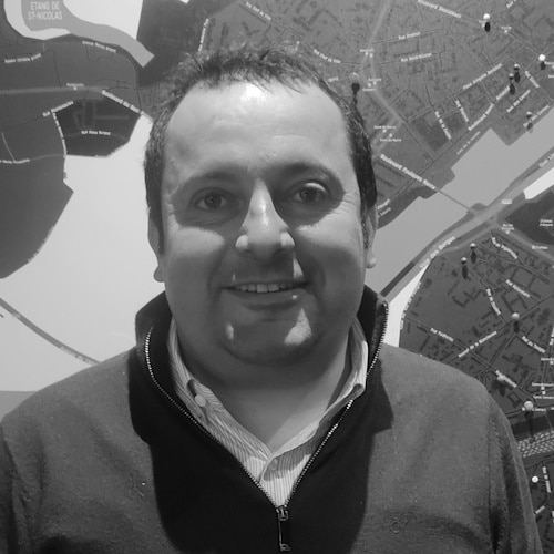 BOURGEOIS REPUBLIQUE Thomas